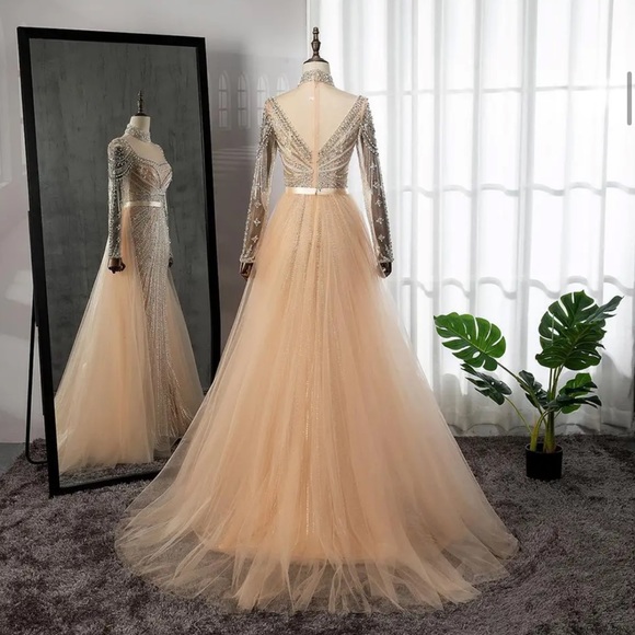 Beaded Evening Dresses, multiple colors - Picture 7 of 17